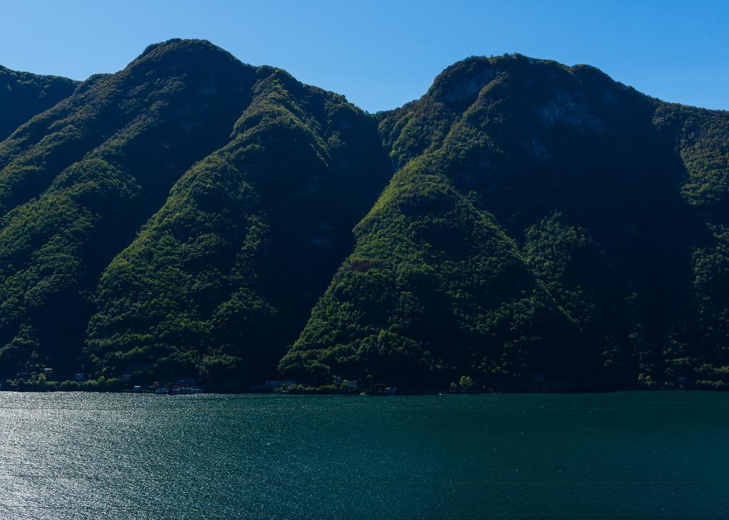 Tra Lago E Montagna Baita La Morena Nesso Ngoại thất bức ảnh